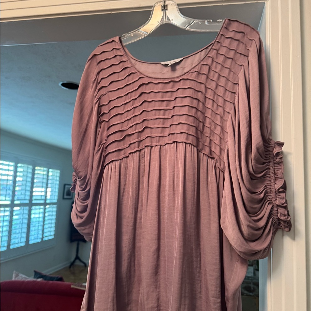 Elegant Mauve Blouse with Ruffle Details